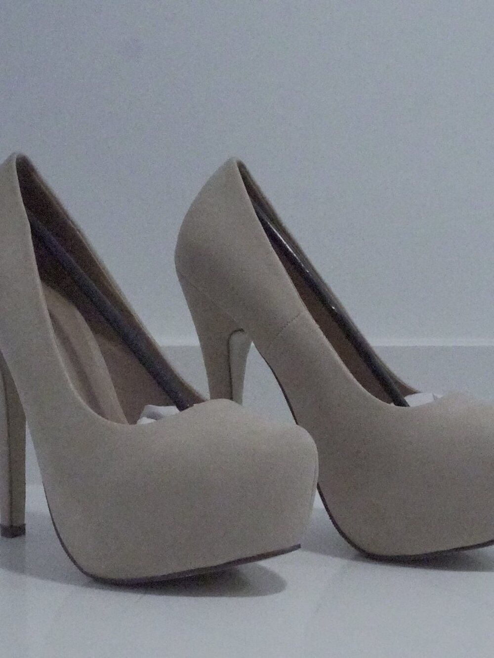 tan heels